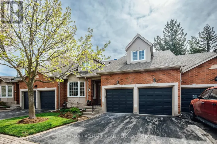 12 FAIRWAY LANE, Guelph