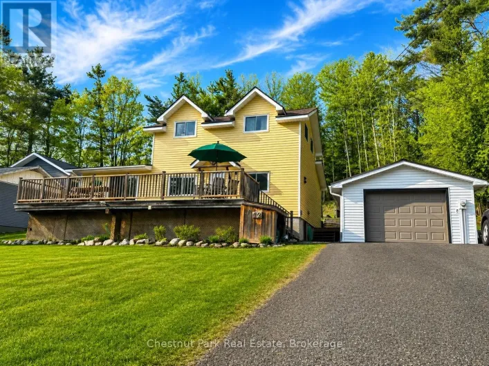 12 FERNDALE ROAD, Muskoka Lakes