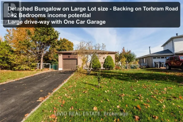 House for sale: 12 FINSBURY DRIVE, Brampton