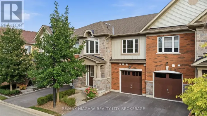 12 GEORGE MANOR, Niagara-on-the-Lake