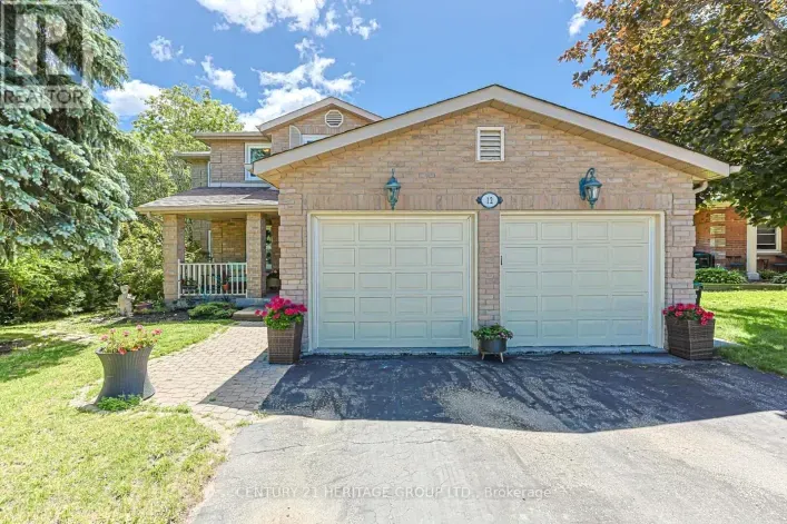 12 GRES COURT, Bradford West Gwillimbury