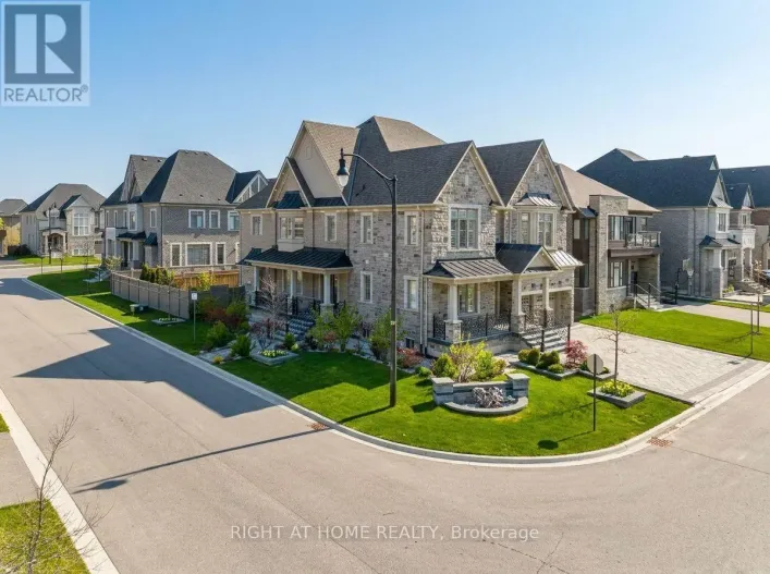 12 HACKWOOD HEIGHTS, Brampton