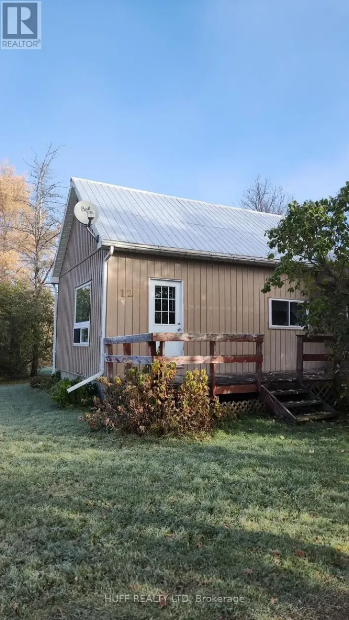 12 HANSULD STREET, Englehart