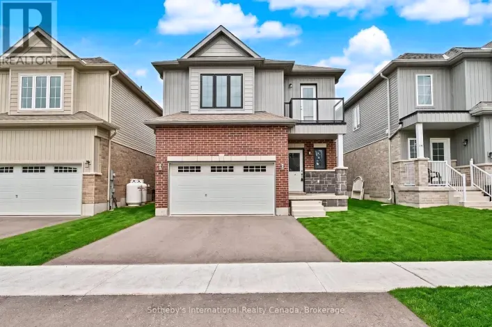 12 HILLCROFT WAY, Kawartha Lakes