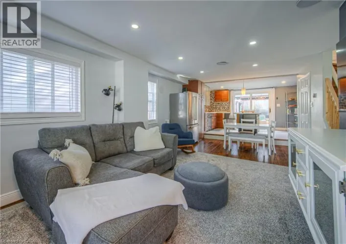 12 JONES Street, Stoney Creek