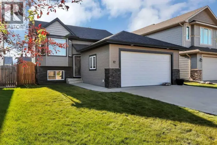 12 Kensington Close, Red Deer
