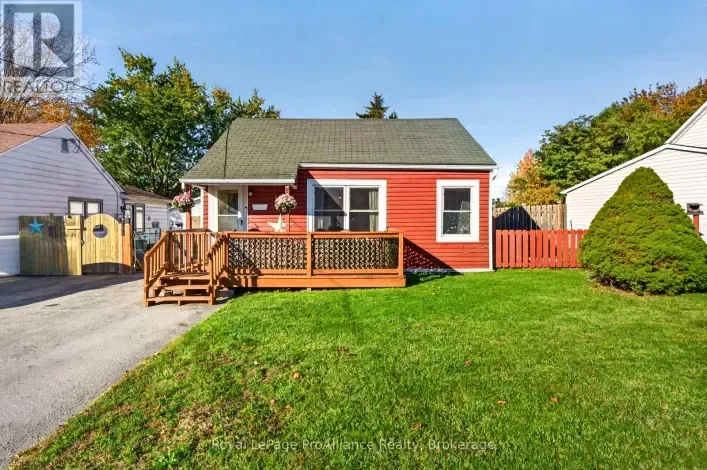 12 KERR CRESCENT, Quinte West