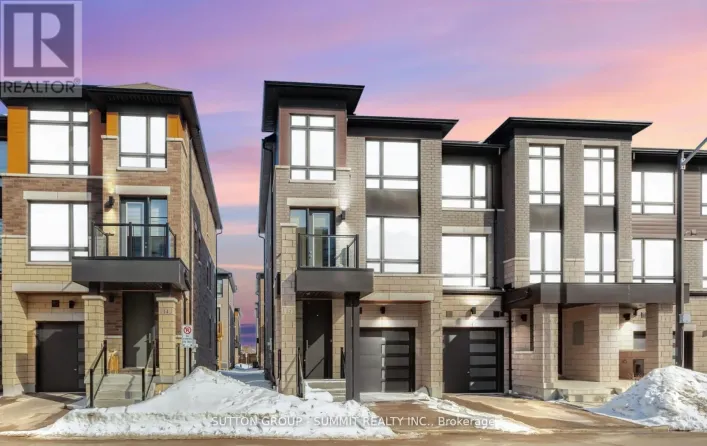 12 LAKE TRAIL WAY, Whitby