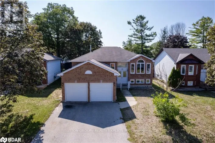 12 LANGEVIN DRIVE, Wasaga Beach