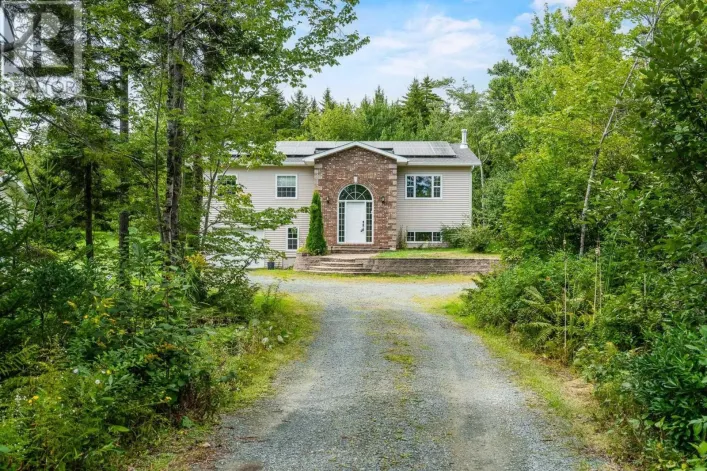 12 Loriann Drive, Porters Lake