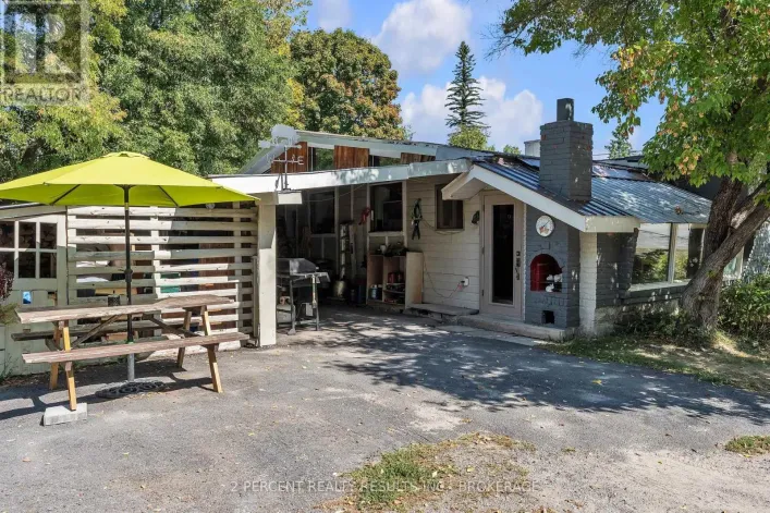 12 LUFFMAN ROAD, Tweed)