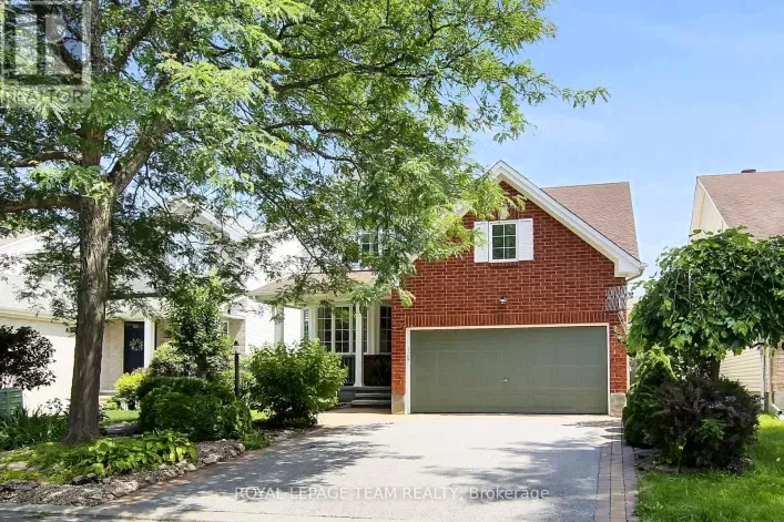 12 MATTAWA CRESCENT, Ottawa