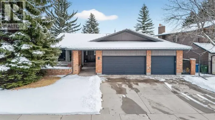 12 Midpark Place SE, Calgary