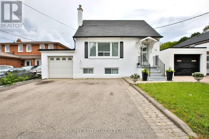 12 NEWTON DRIVE, Toronto