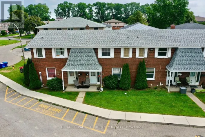 12 ORCHARD PLACE, Chatham-Kent