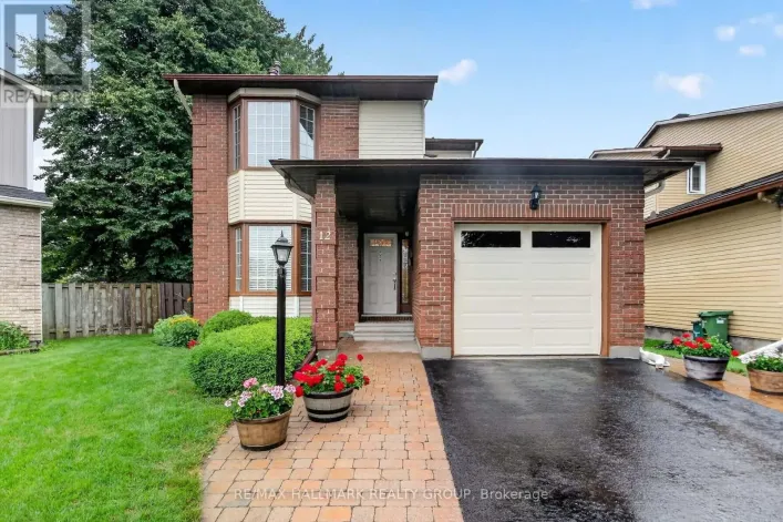12 READY WAY, Ottawa