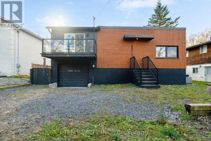 12 SCHOONER LANE, Tay