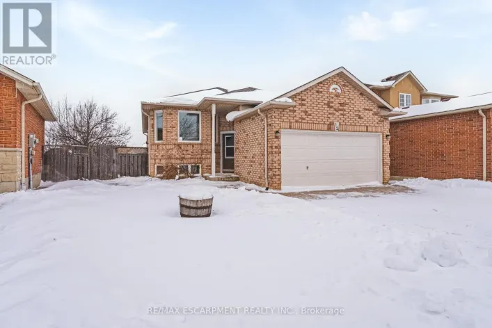 12 SHADETREE CRESCENT, Hamilton