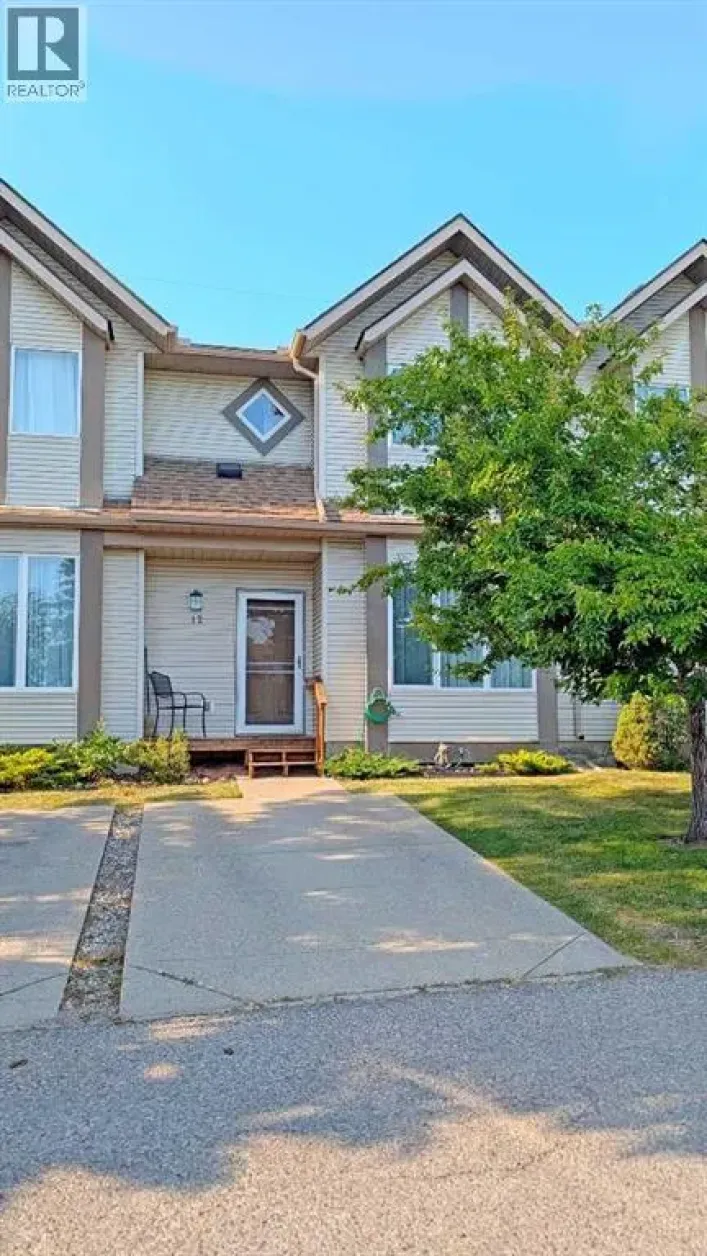 12 Shawbrooke Court SW, Calgary