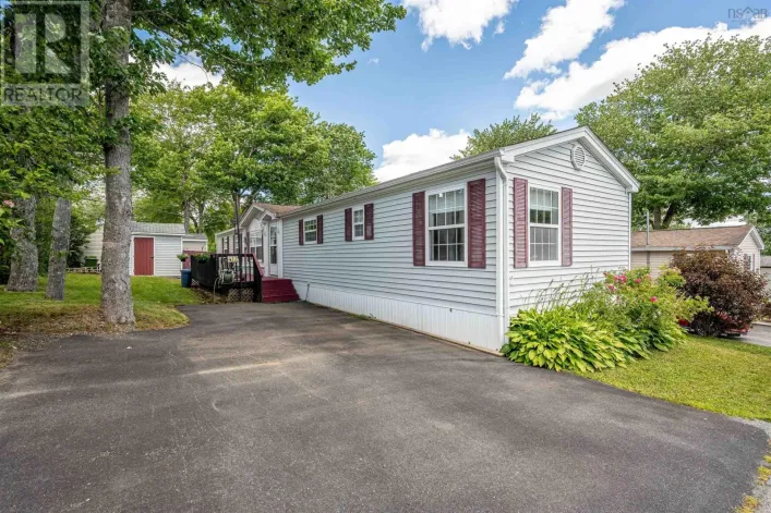 12 Sixth Street, Lucasville