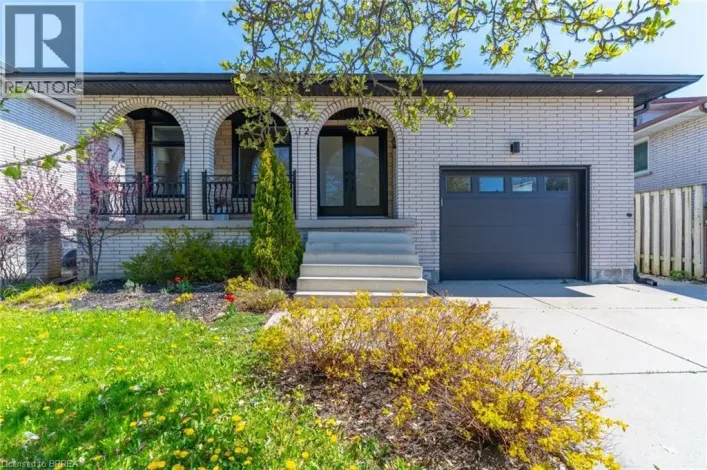 12 SUMMERLEA Drive, Hamilton
