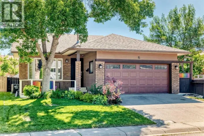 12 Sunvale Mews SE, Calgary
