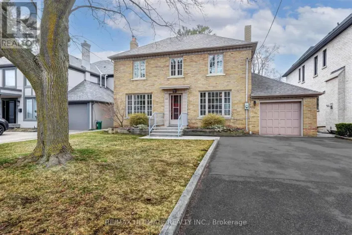 12 TREGELLIS ROAD, Toronto