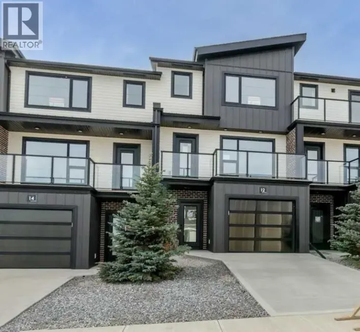 12 Violet Point, Sylvan Lake