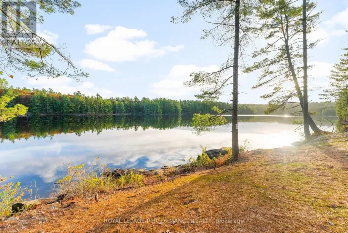 12 VOYAGEUR BAY TRAIL, Whitewater Region