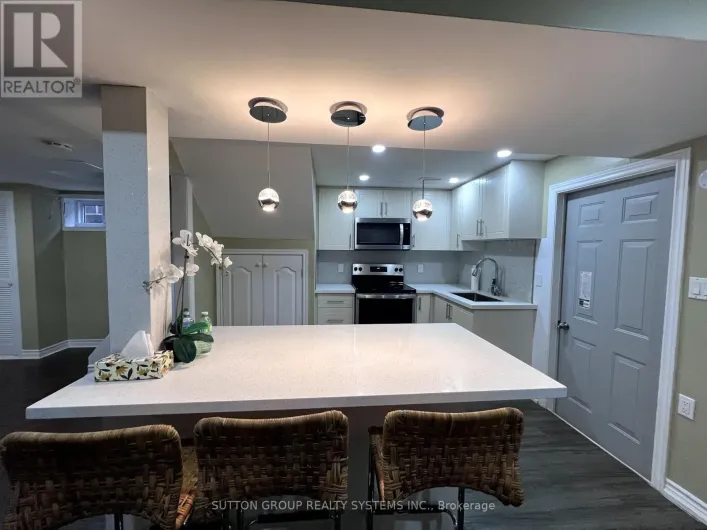 12 WELLESWORTH DRIVE, Toronto