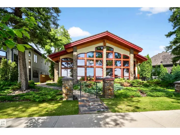 House for sale: 12 WELLINGTON CR NW, Edmonton