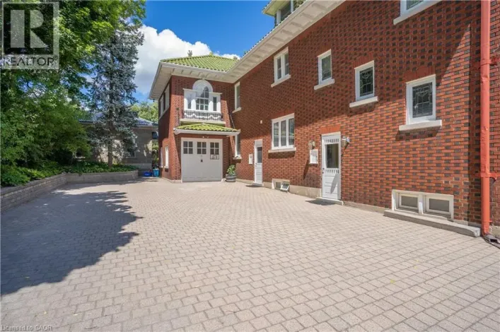 12 WELLINGTON Street N Unit# 2, Kitchener