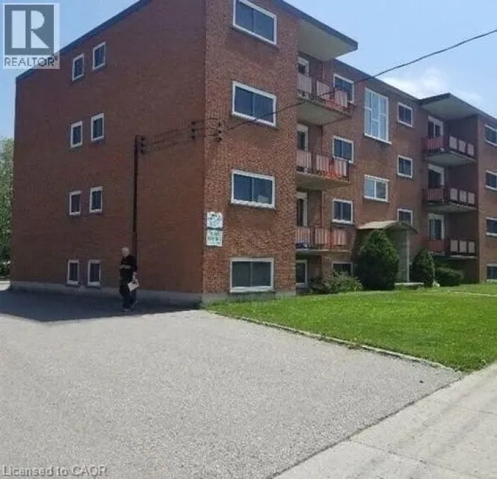 12 WESTMOUNT Road W Unit# 11, Kitchener