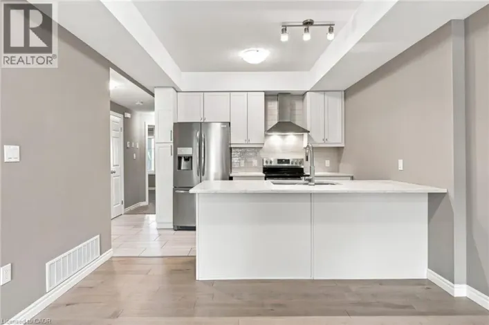 12 WHEAT Lane, Kitchener