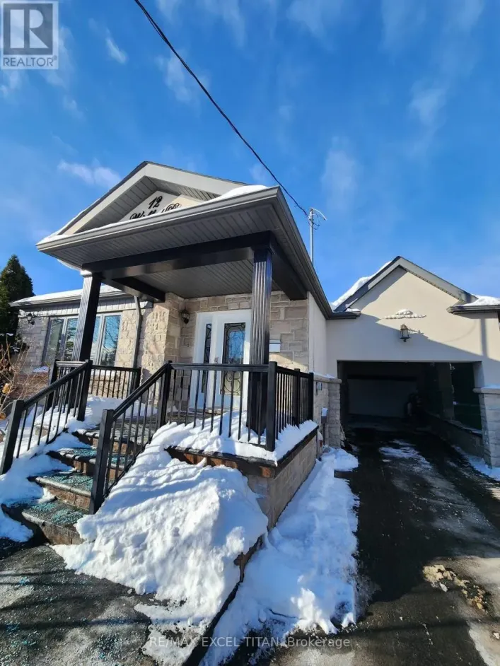 12 WICKFORD DRIVE, Toronto