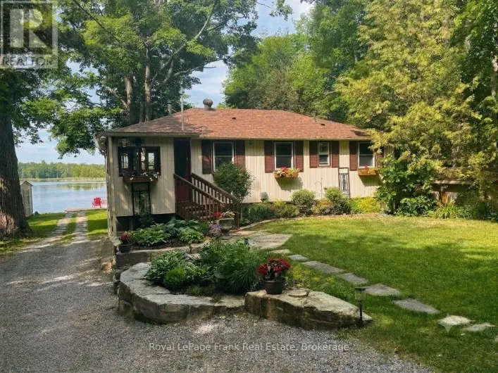 12 WOODLAND TRAIL, Trent Lakes