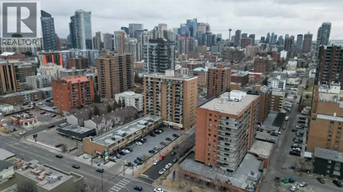 120, 1330 15 Avenue SW, Calgary