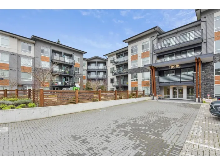 120 19935 75A AVENUE, Langley