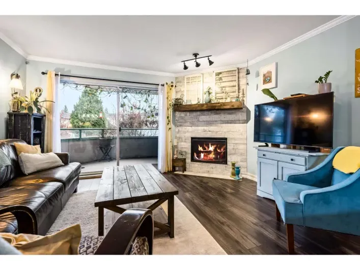 120 33175 OLD YALE ROAD, Abbotsford