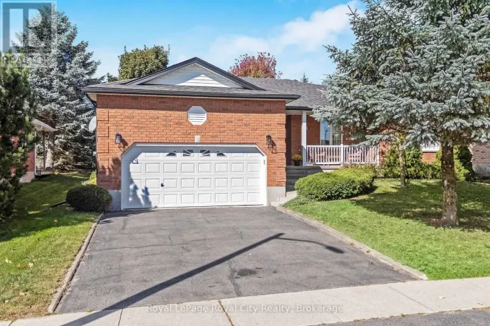 120 BERNARDI CRESCENT, Guelph/Eramosa