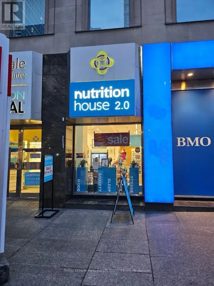 120 BLOOR STREET E, Toronto