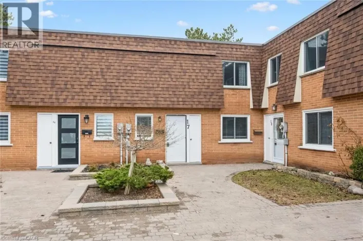 120 COUNTRY CLUB Drive Unit# 17, Guelph