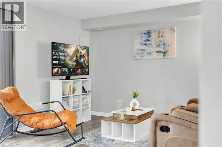 120 COUNTRY CLUB Drive Unit# 73, Guelph