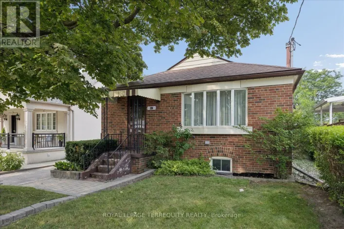 120 ELLINGTON DRIVE, Toronto