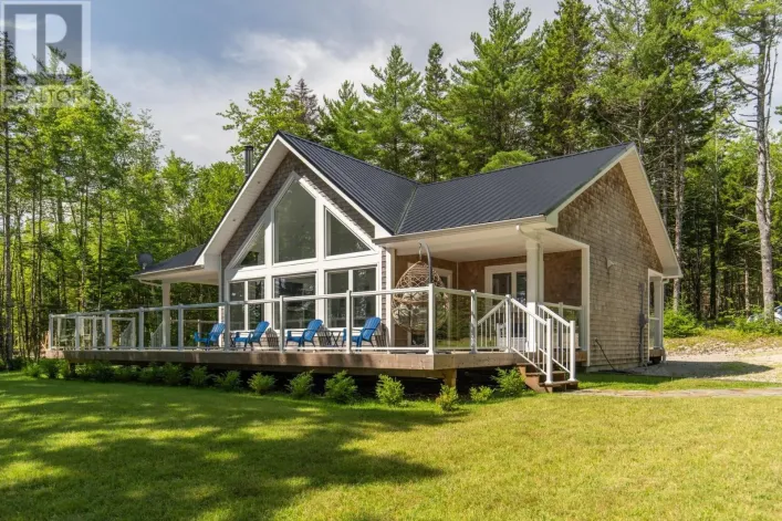 120 Kempt Back Lake Road, Kemptville