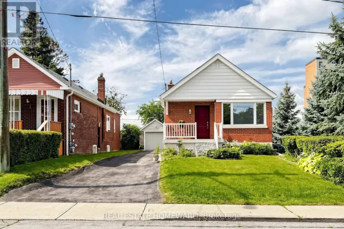 120 PITT AVENUE, Toronto