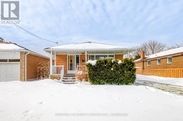 120 POPLAR ROAD, Toronto