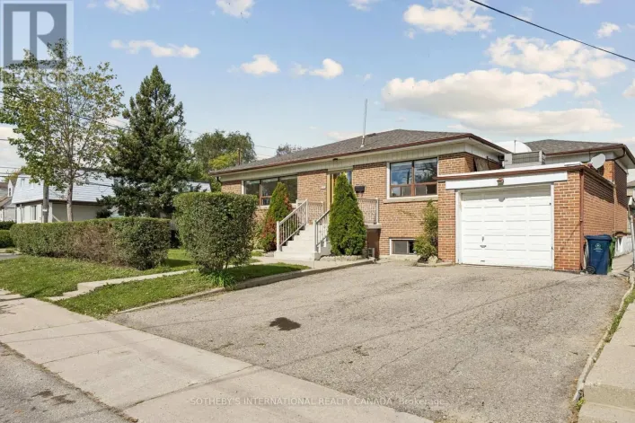120 RANEE AVENUE, Toronto