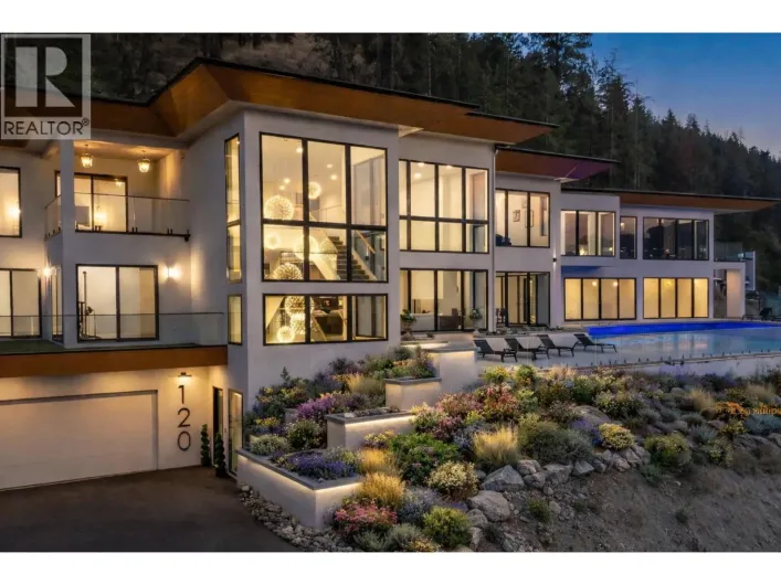 120 Sunset Boulevard, Vernon