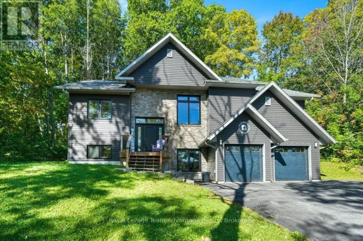 120 WILLIAM STREET, Parry Sound